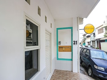 spot on 90780 gang tengah homestay syaria