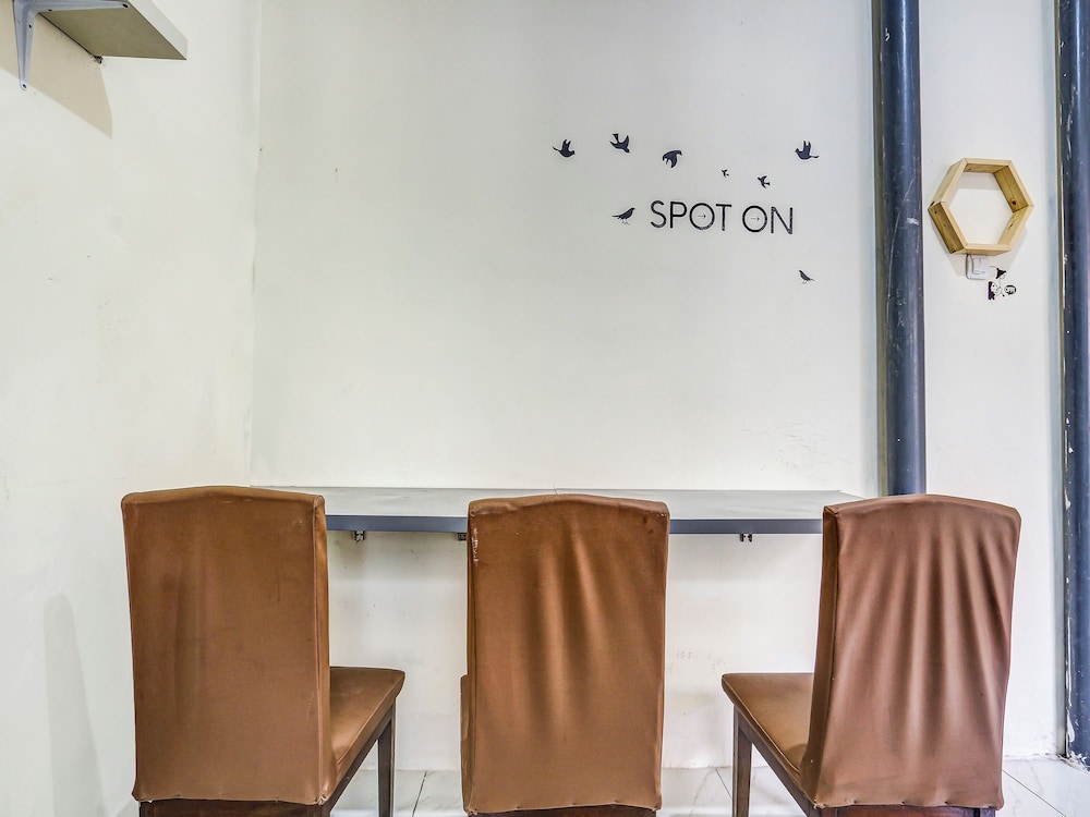 spot on 90780 gang tengah homestay syaria