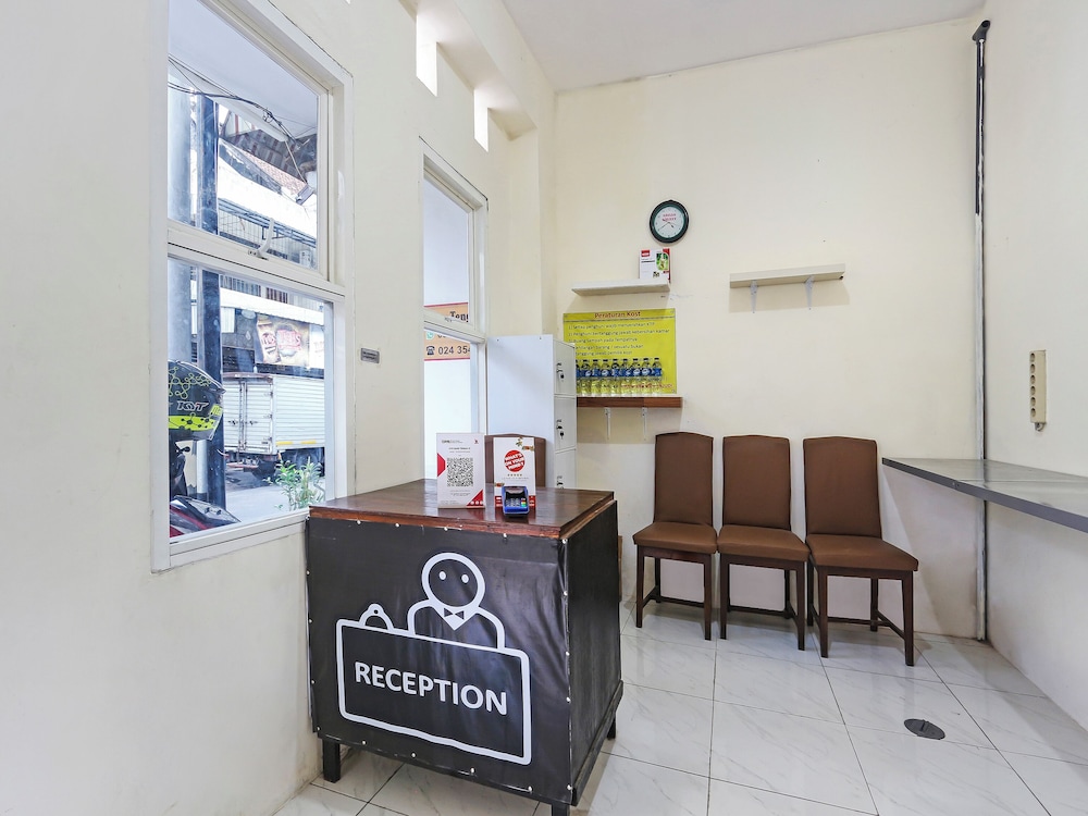 spot on 90780 gang tengah homestay syaria