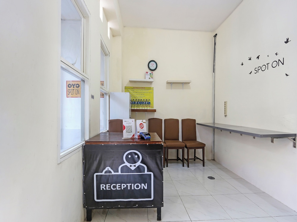 spot on 90780 gang tengah homestay syaria