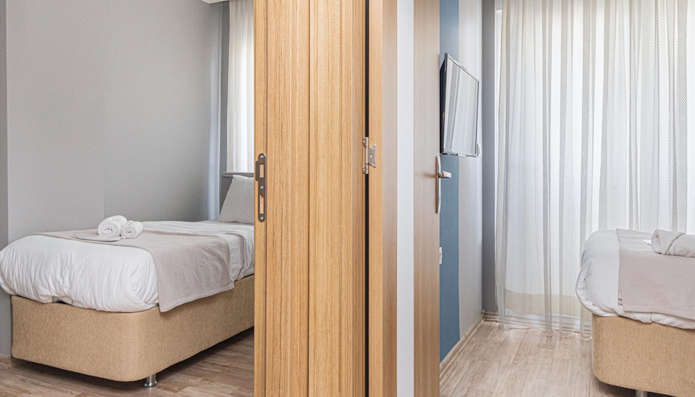 gunduzler deluxe hotel