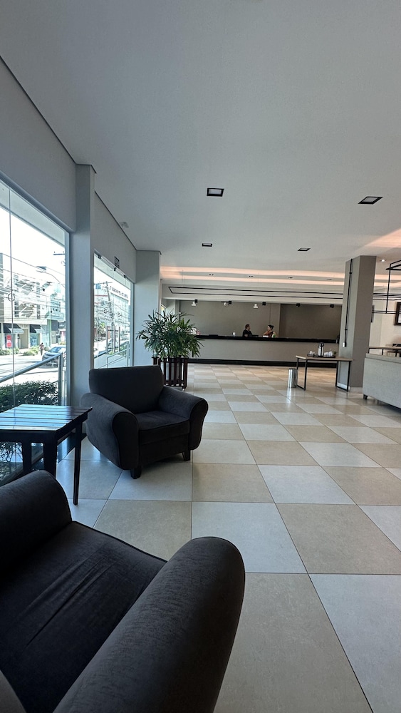 hotel guapindaia praca