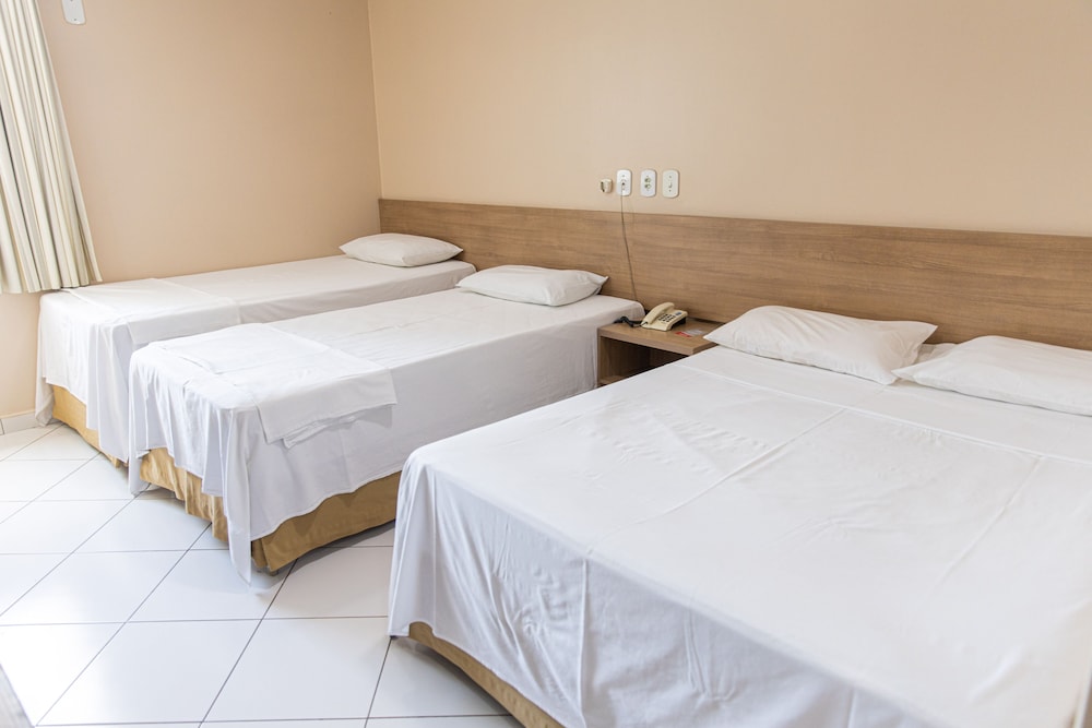 hotel guapindaia praca