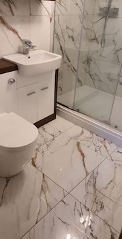 umbrella properties apartment birmingham