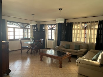 casa de playa playa hermosa jaco