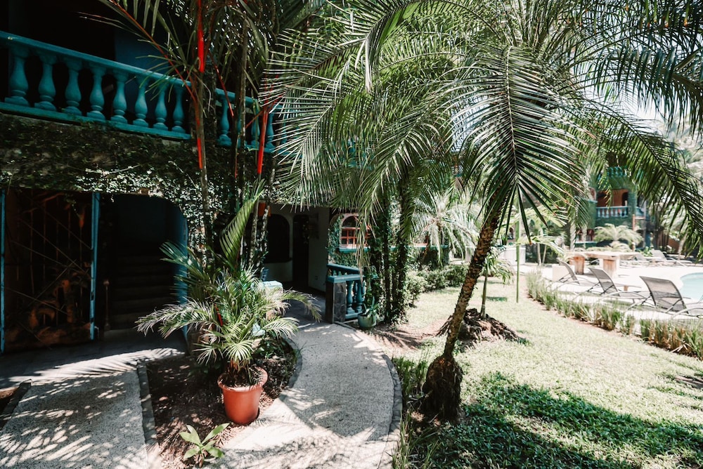 casa de playa playa hermosa jaco