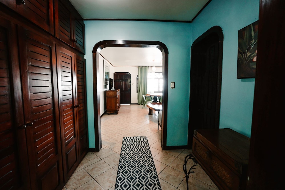 casa de playa playa hermosa jaco