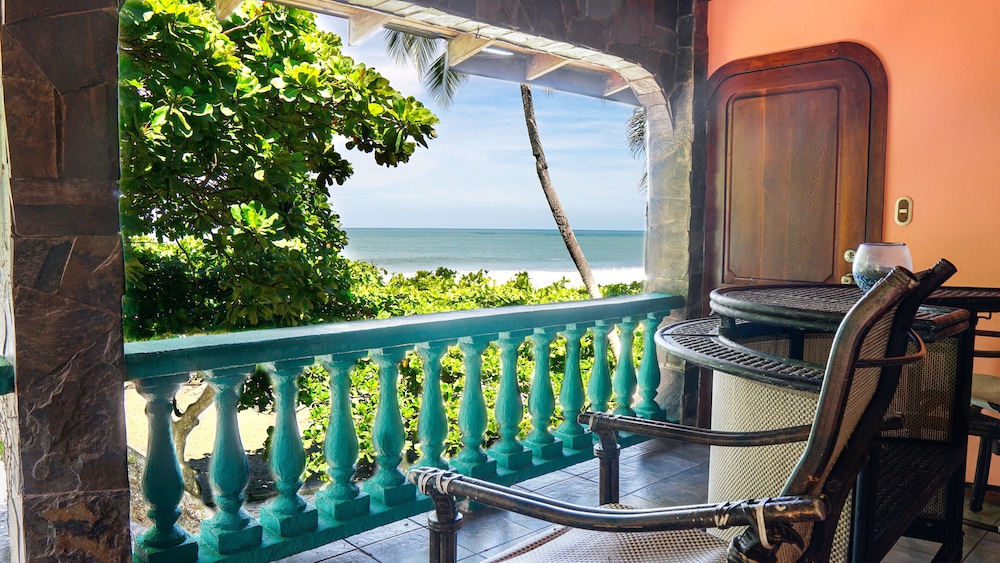 casa de playa playa hermosa jaco