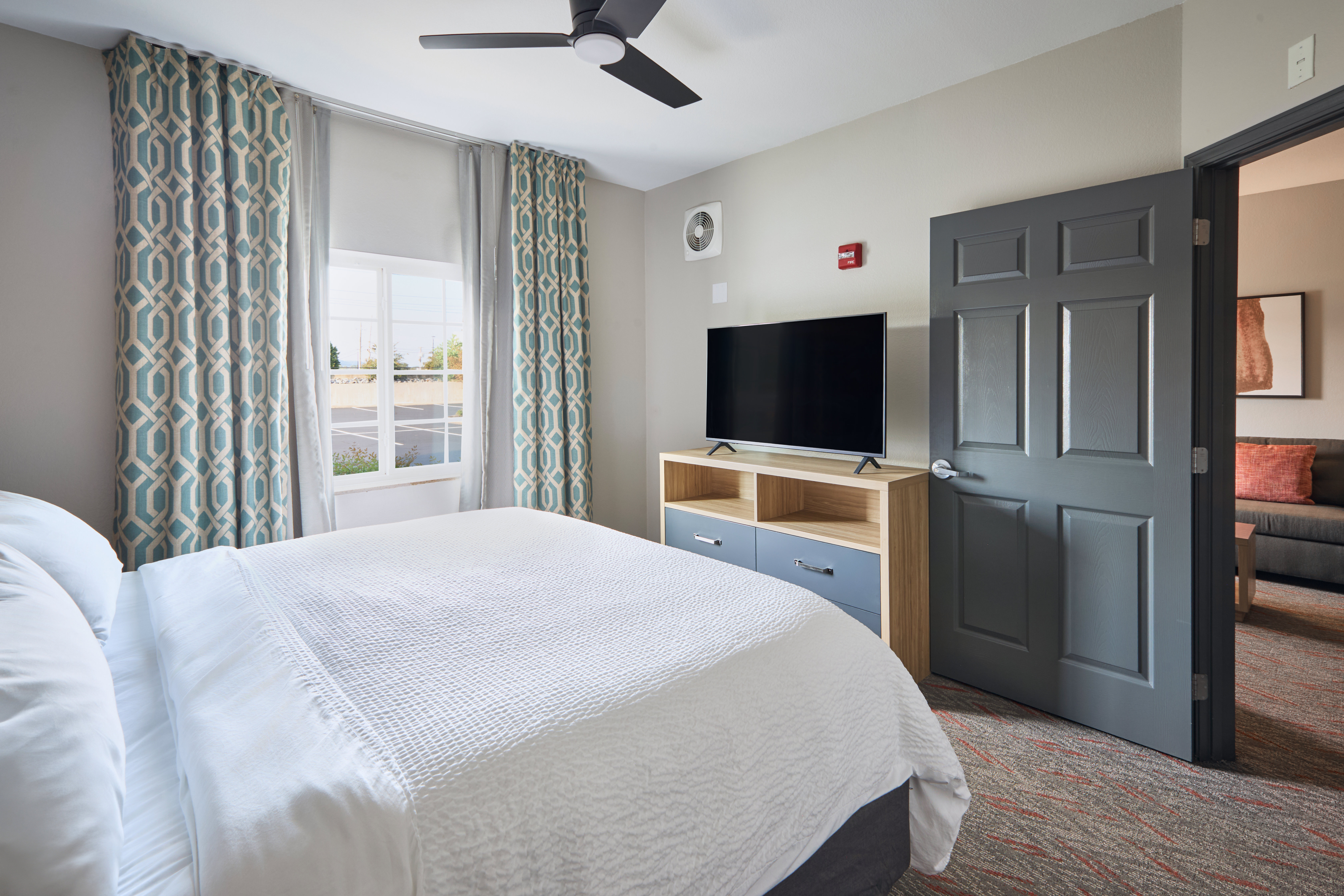 candlewood suites hot springs by ihg