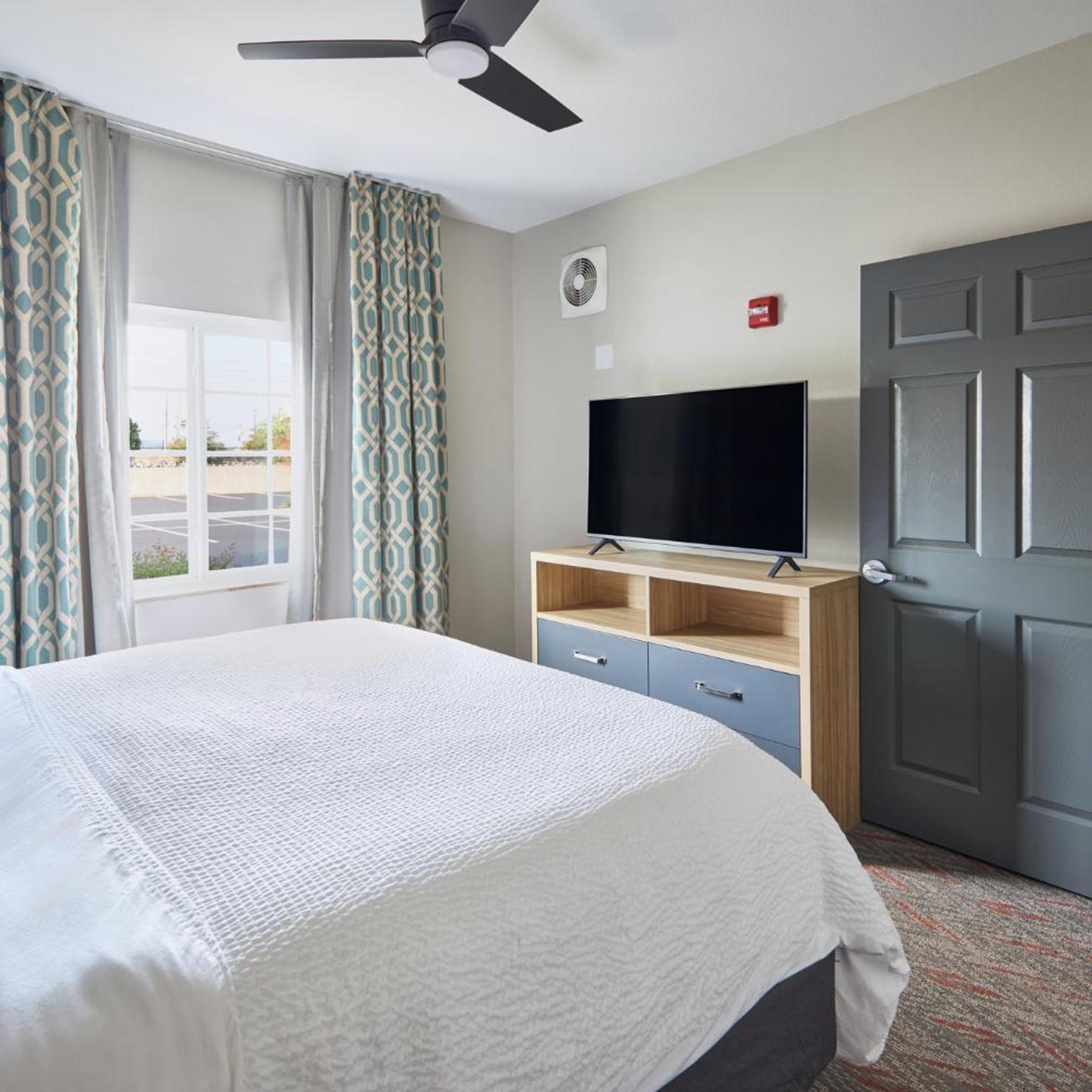 candlewood suites hot springs by ihg