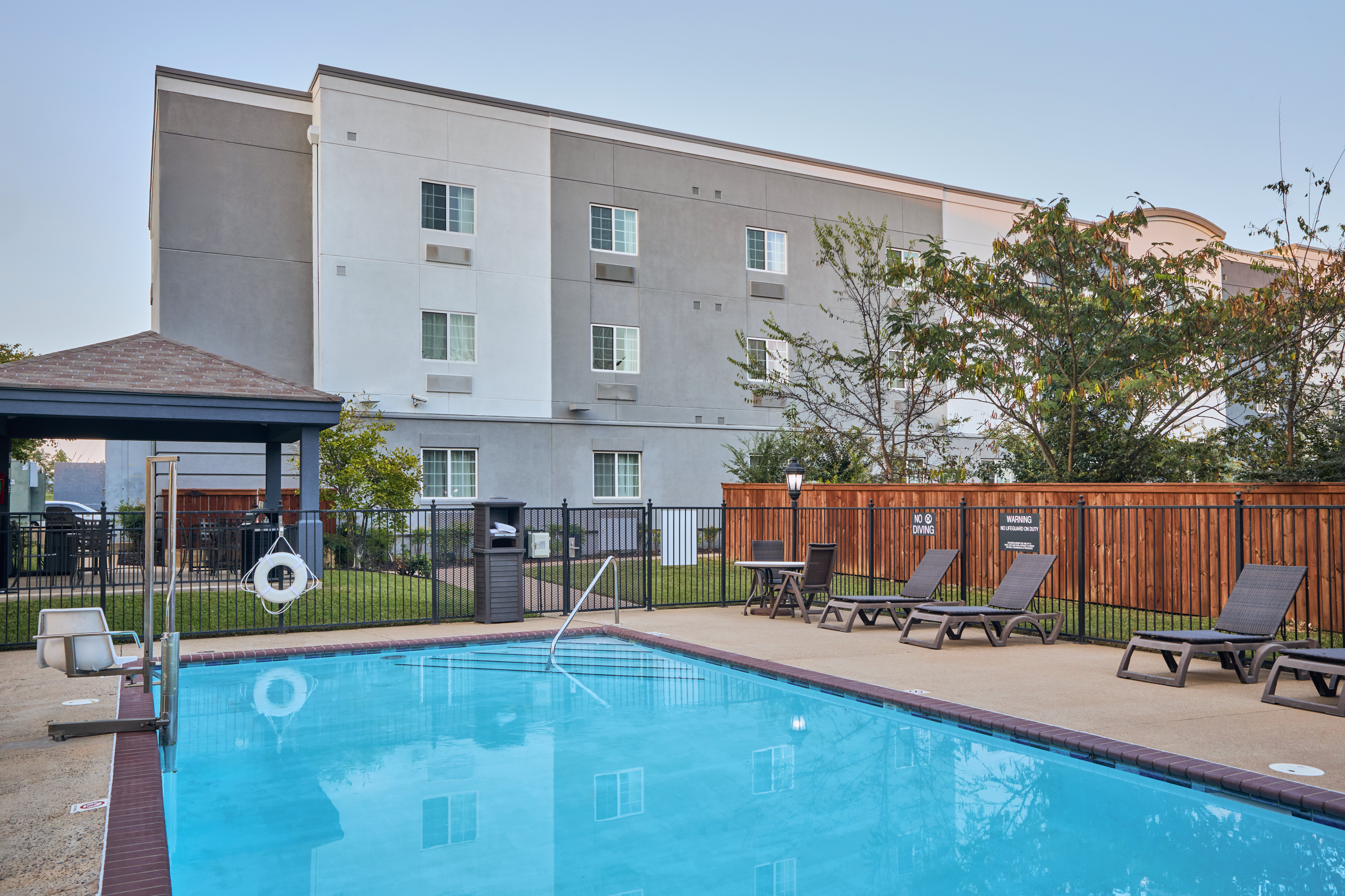 candlewood suites hot springs by ihg