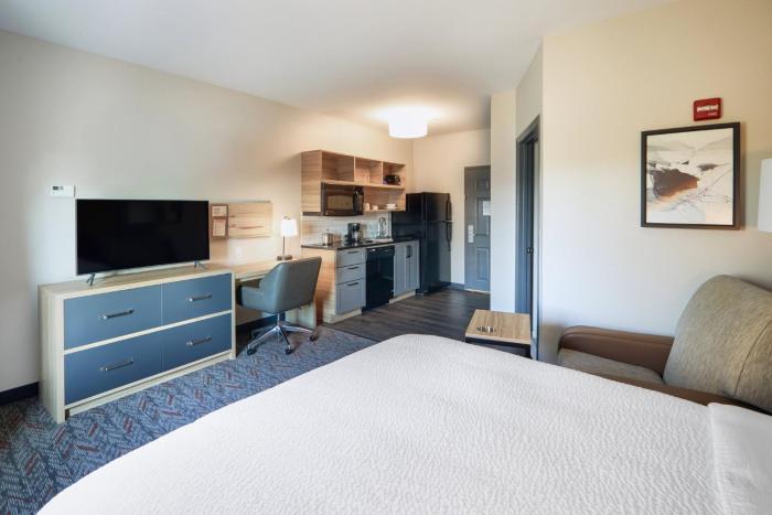 candlewood suites hot springs by ihg