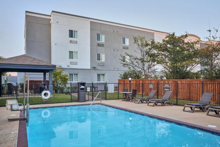 candlewood suites hot springs by ihg