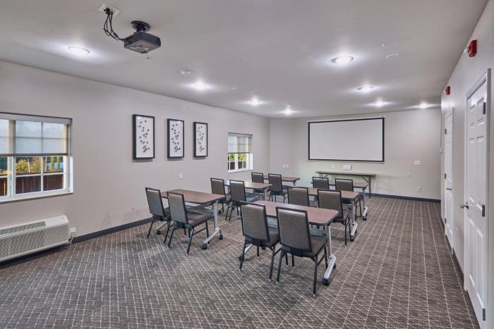 candlewood suites hot springs by ihg