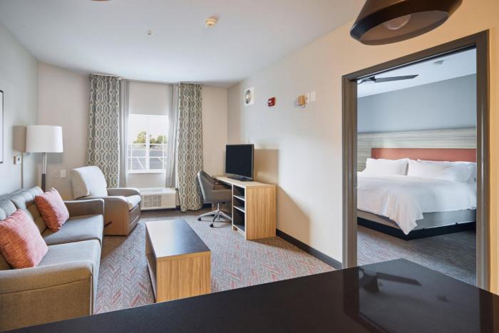 candlewood suites hot springs by ihg
