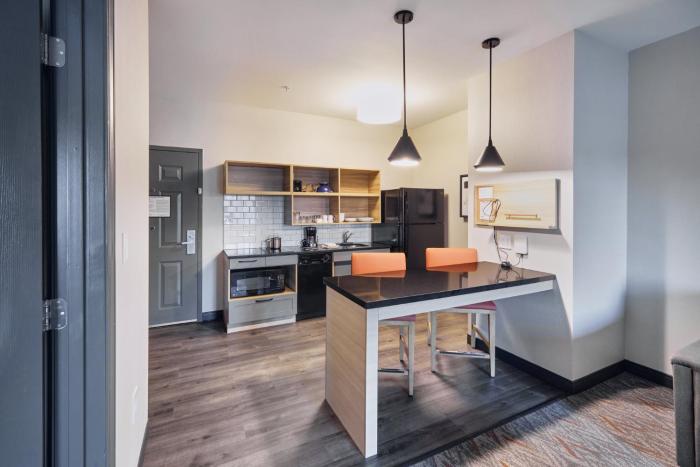 candlewood suites hot springs by ihg