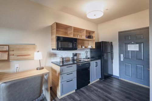 candlewood suites hot springs by ihg