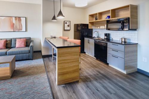 candlewood suites hot springs by ihg