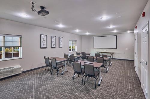candlewood suites hot springs by ihg