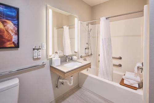 candlewood suites hot springs by ihg
