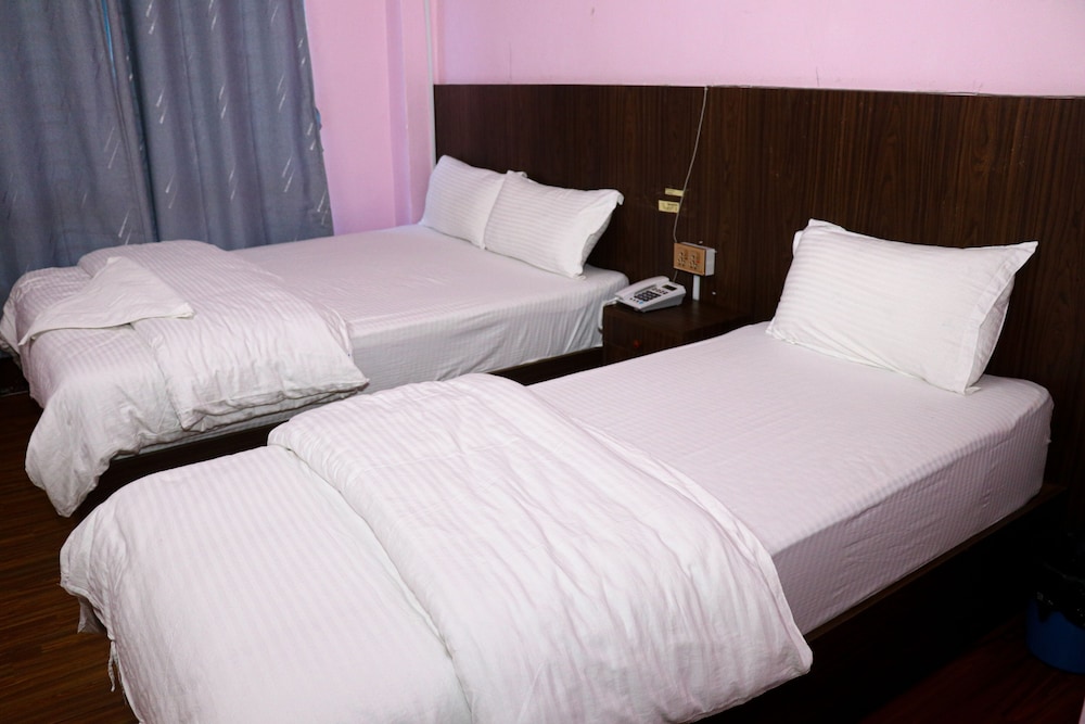 hotel yes