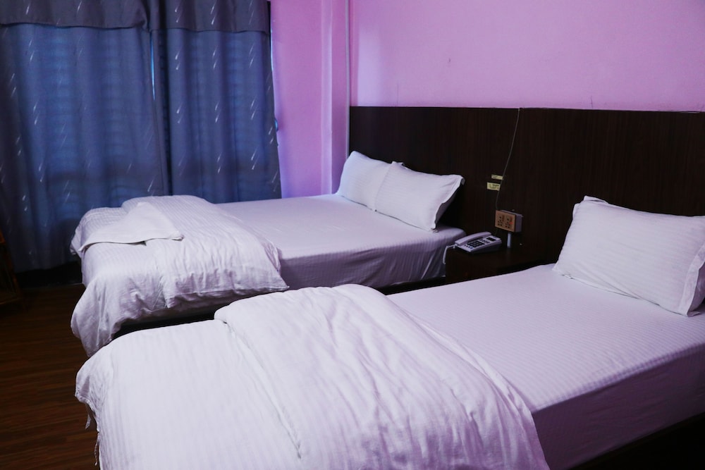 hotel yes