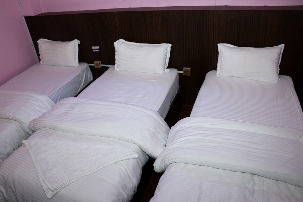 hotel yes