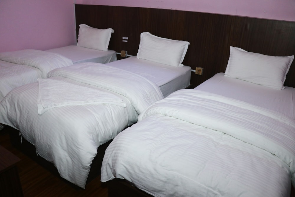 hotel yes