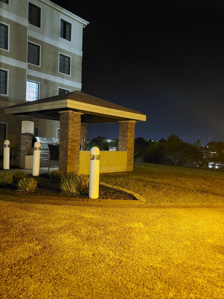 staybridge suites hot springs by ihg