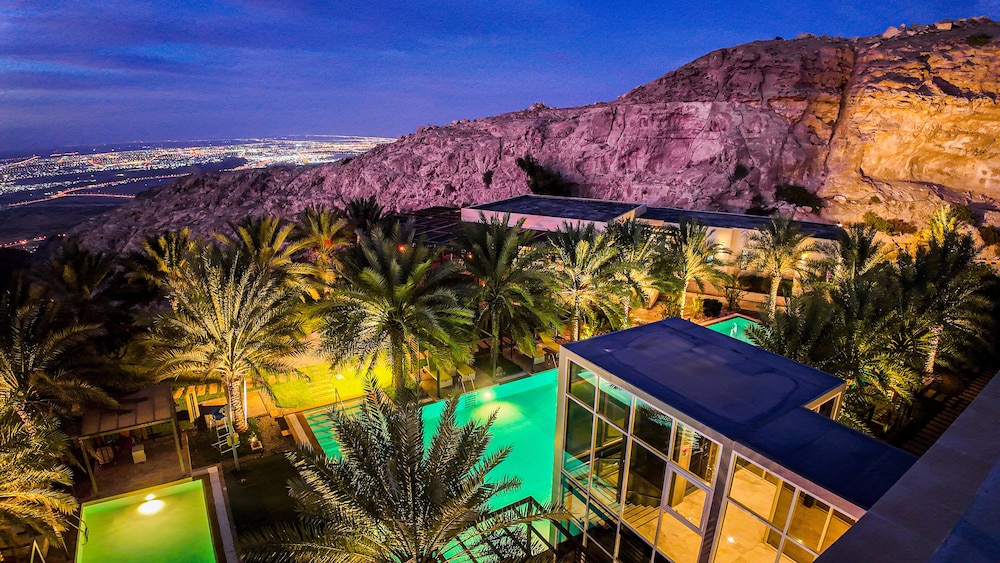 alberni jabal hafeet hotel