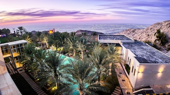 alberni jabal hafeet hotel