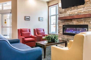 quality inn and suites houghton downtown