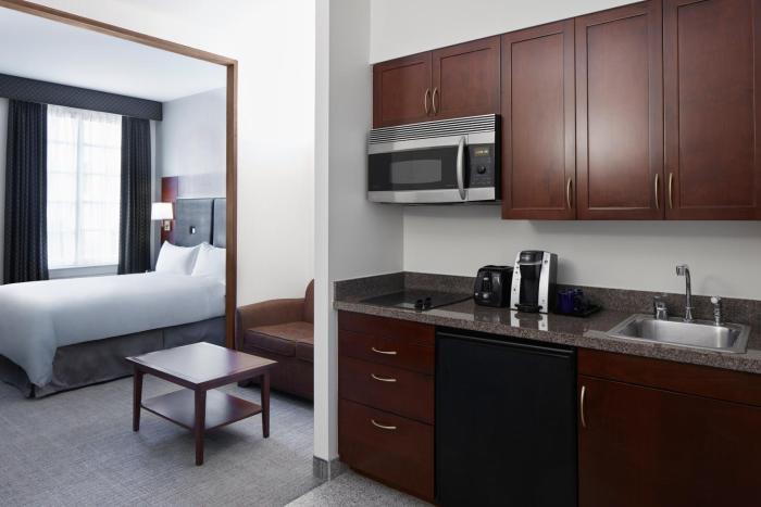 club quarters hotel downtown houston