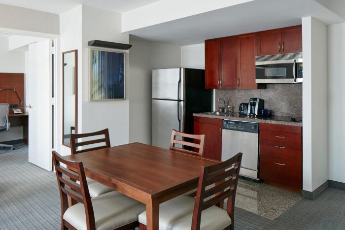 club quarters hotel downtown houston