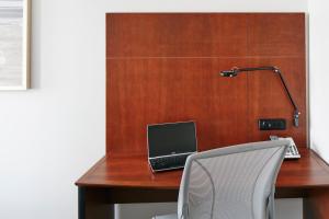 club quarters hotel downtown houston