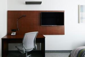 club quarters hotel downtown houston