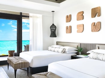 kimpton grand roatan resort and spa an ihg hotel