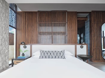 kimpton grand roatan resort and spa an ihg hotel