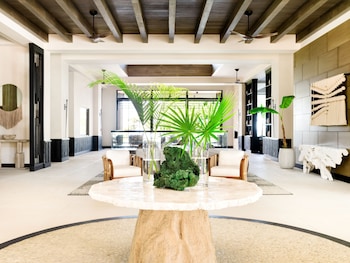 kimpton grand roatan resort and spa an ihg hotel