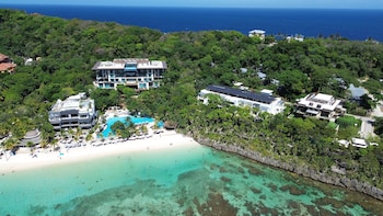 kimpton grand roatan resort and spa an ihg hotel