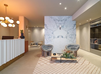 liv mackenzie beach suites