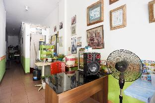 spot on 91344 wr house syariah batam