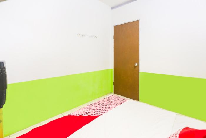 spot on 91344 wr house syariah batam