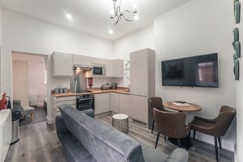 clarence street townhouse