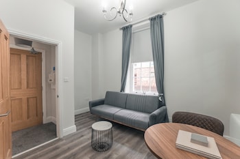 clarence street townhouse