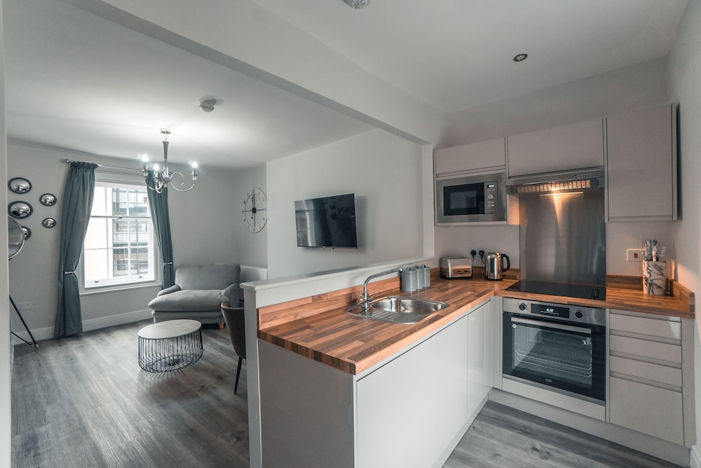 clarence street townhouse