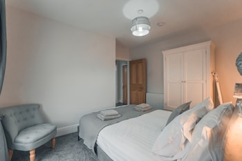 clarence street townhouse