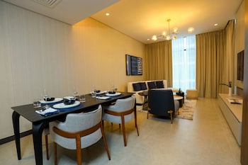 charthouse residences