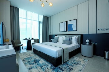 charthouse residences