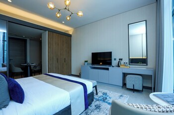 charthouse residences